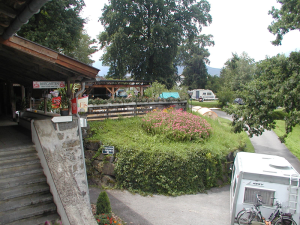 De kleine camping in Oostenrijk