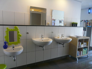 Het sanitair van de kleine camping Zeeland