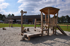 De speeltuin op de boerencamping Brabant